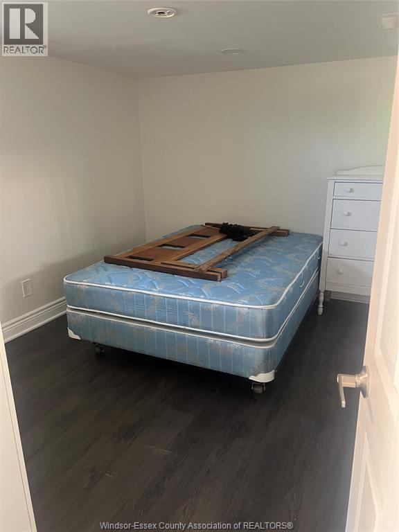 946 Arthur, Windsor, ON - Indoor Photo Showing Bedroom