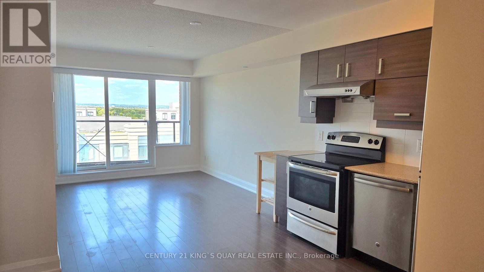 1208 - 1 Uptown Drive, Markham, ON - Indoor Photo Showing Kitchen