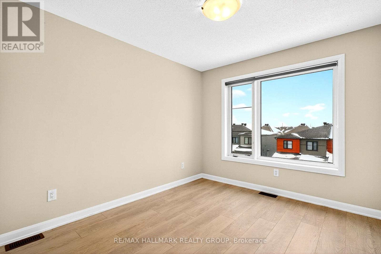 348 Raheen Court Ottawa Circuit, Ottawa, ON - Indoor Photo Showing Other Room