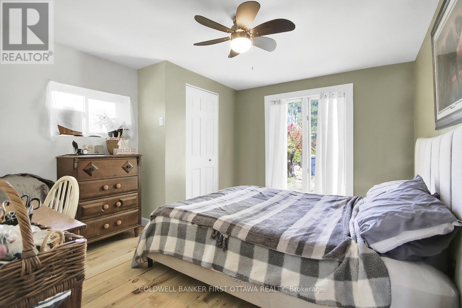 6 Fetherston Lane, North Grenville, ON - Indoor Photo Showing Bedroom