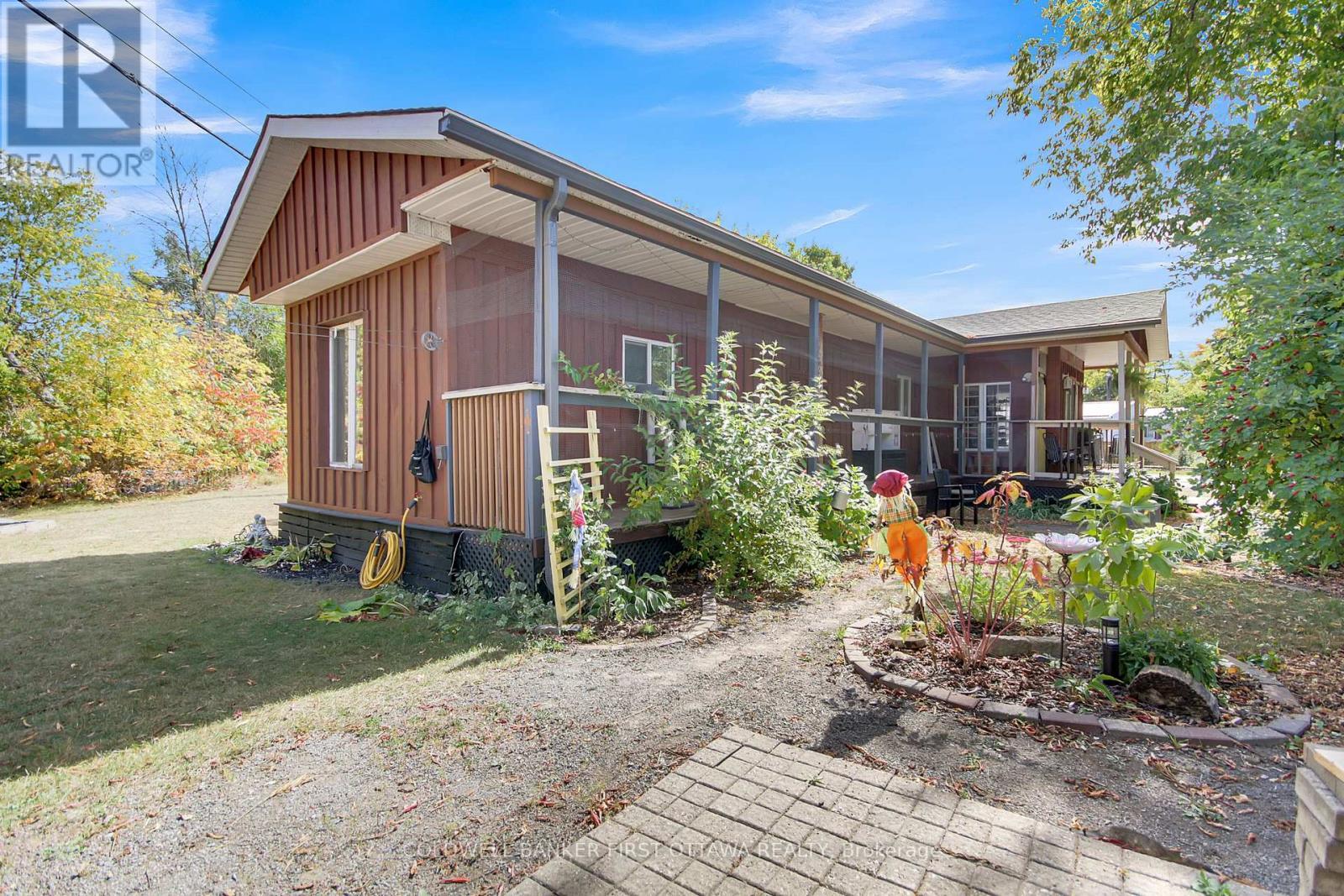 6 Fetherston Lane, North Grenville, ON - Outdoor