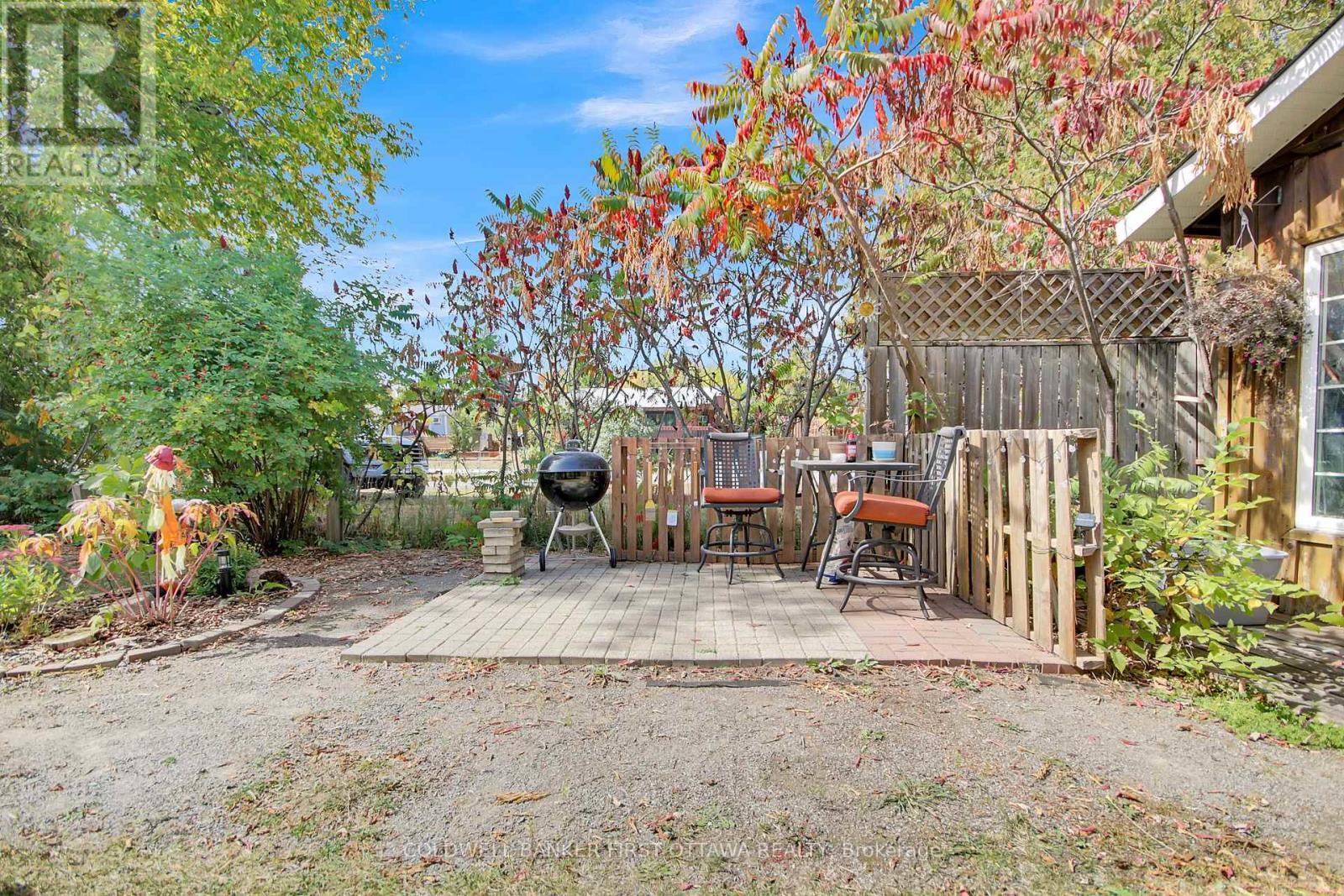 Patio area - 6 Fetherston Lane, North Grenville, ON - Outdoor