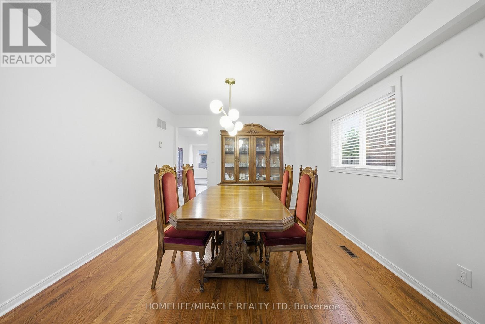 4343 Alta Court, Mississauga, ON - Indoor Photo Showing Dining Room