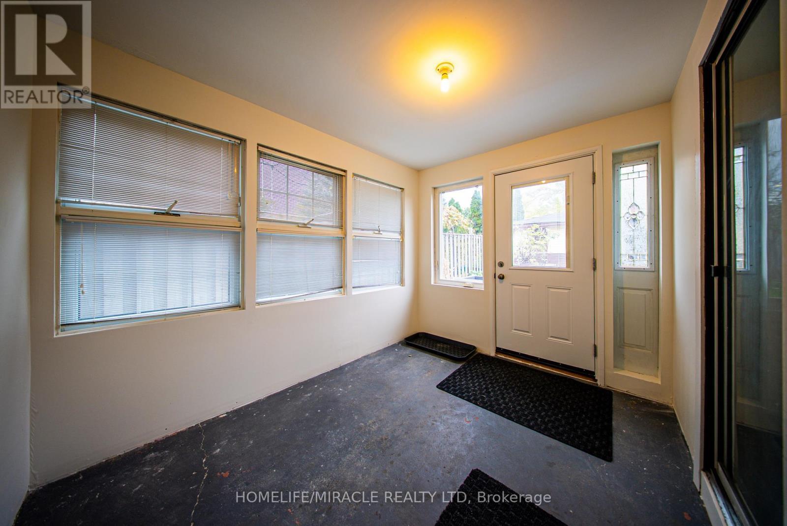 4343 Alta Court, Mississauga, ON - Indoor Photo Showing Other Room