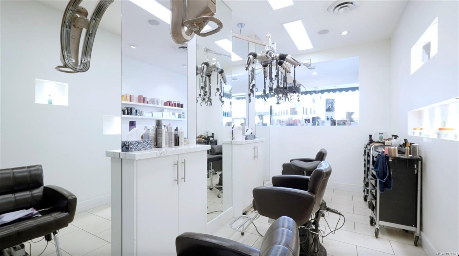 2047 Oak Bay Ave, Oak Bay, BC