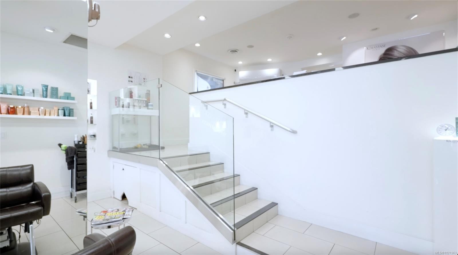 2047 Oak Bay Ave, Oak Bay, BC