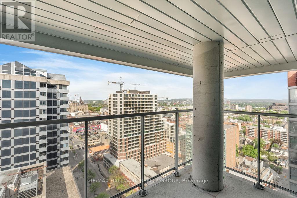 2102 - 180 George Street, Ottawa, ON - Outdoor