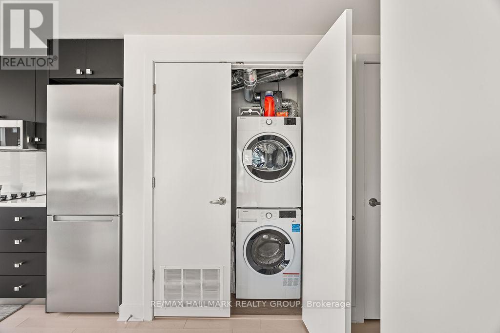 2102 - 180 George Street, Ottawa, ON - Indoor Photo Showing Laundry Room