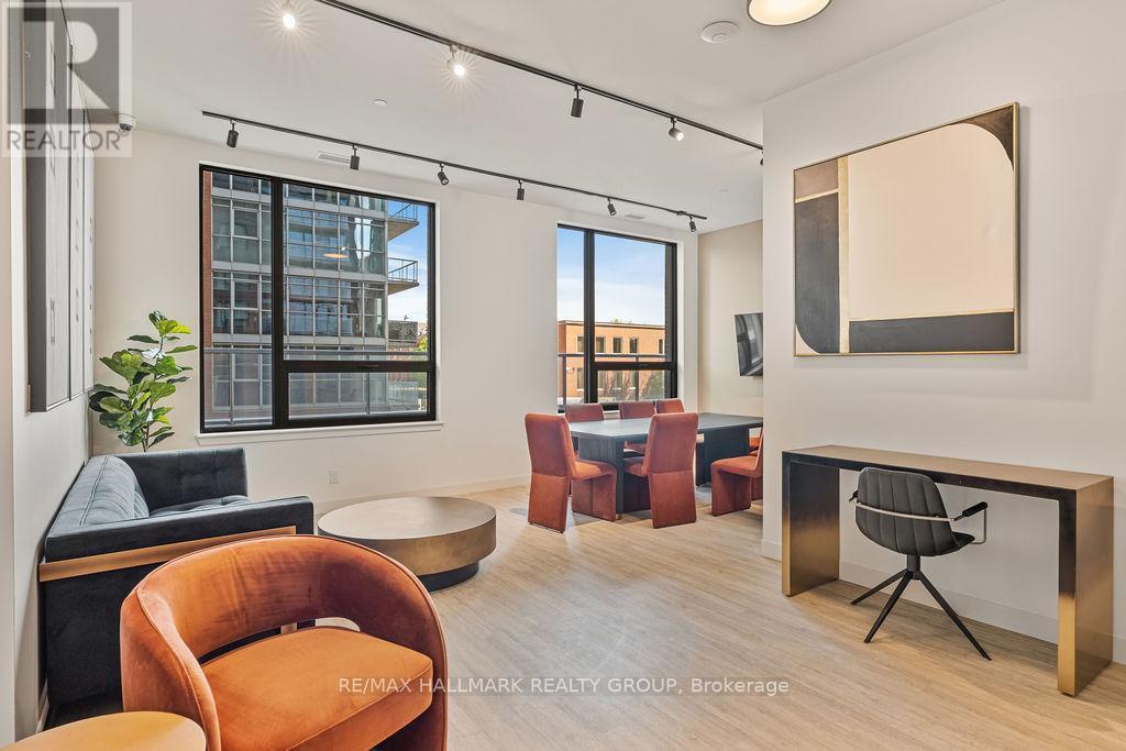 2102 - 180 George Street, Ottawa, ON - Indoor