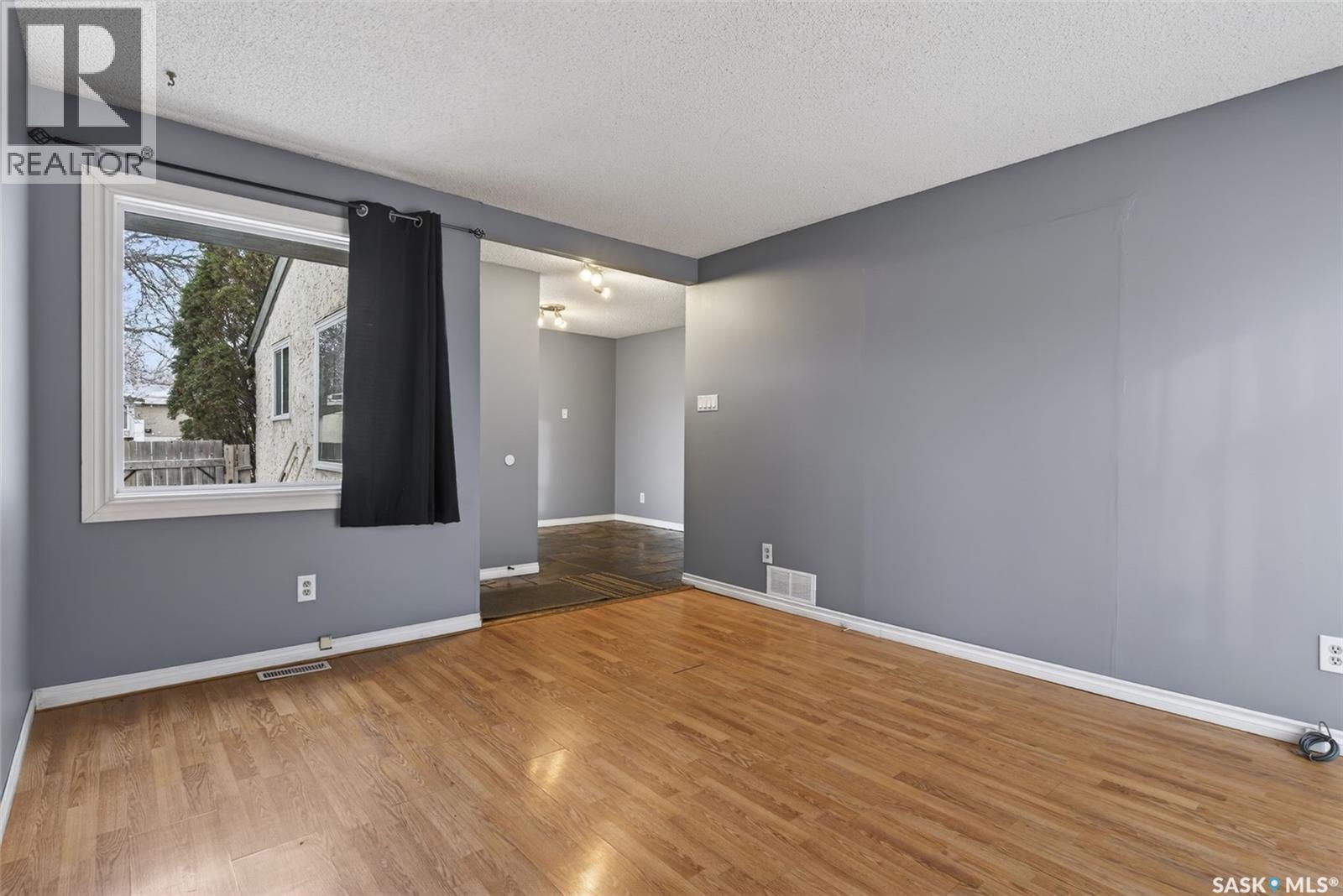 819 Gibson Court N, Regina, SK - Indoor Photo Showing Other Room