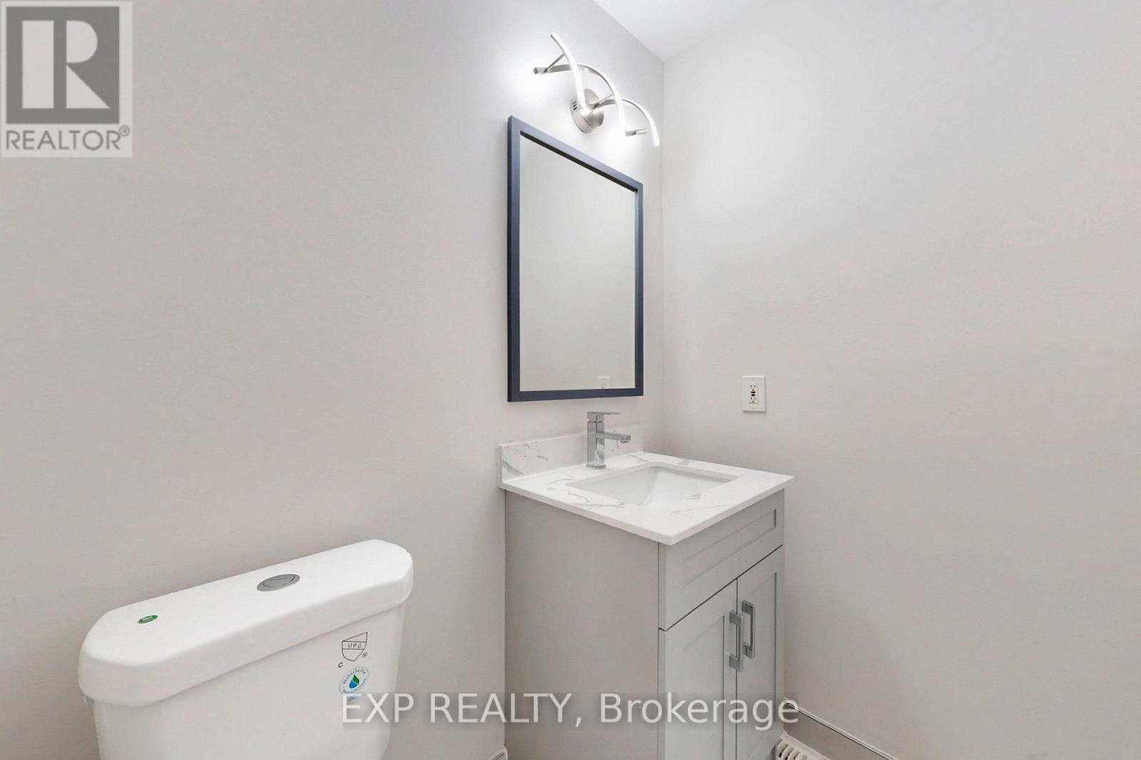 1117 Windgrove Square, Pickering, ON - Indoor Photo Showing Bathroom