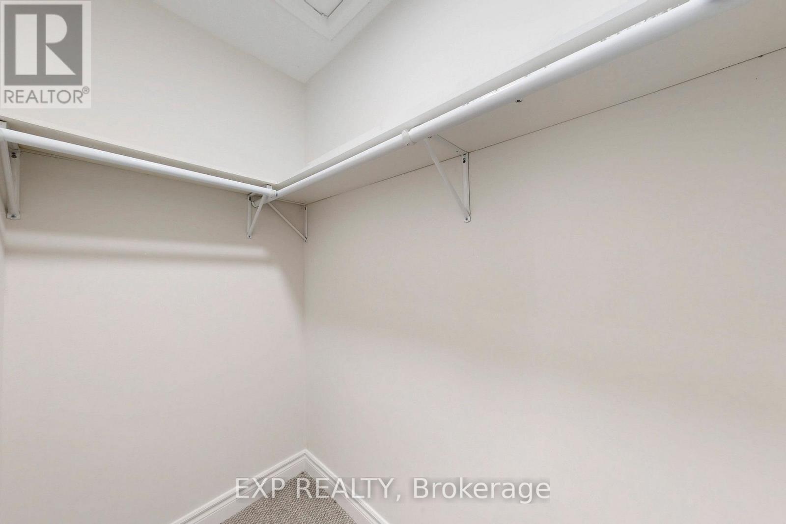 1117 Windgrove Square, Pickering, ON - Indoor With Storage