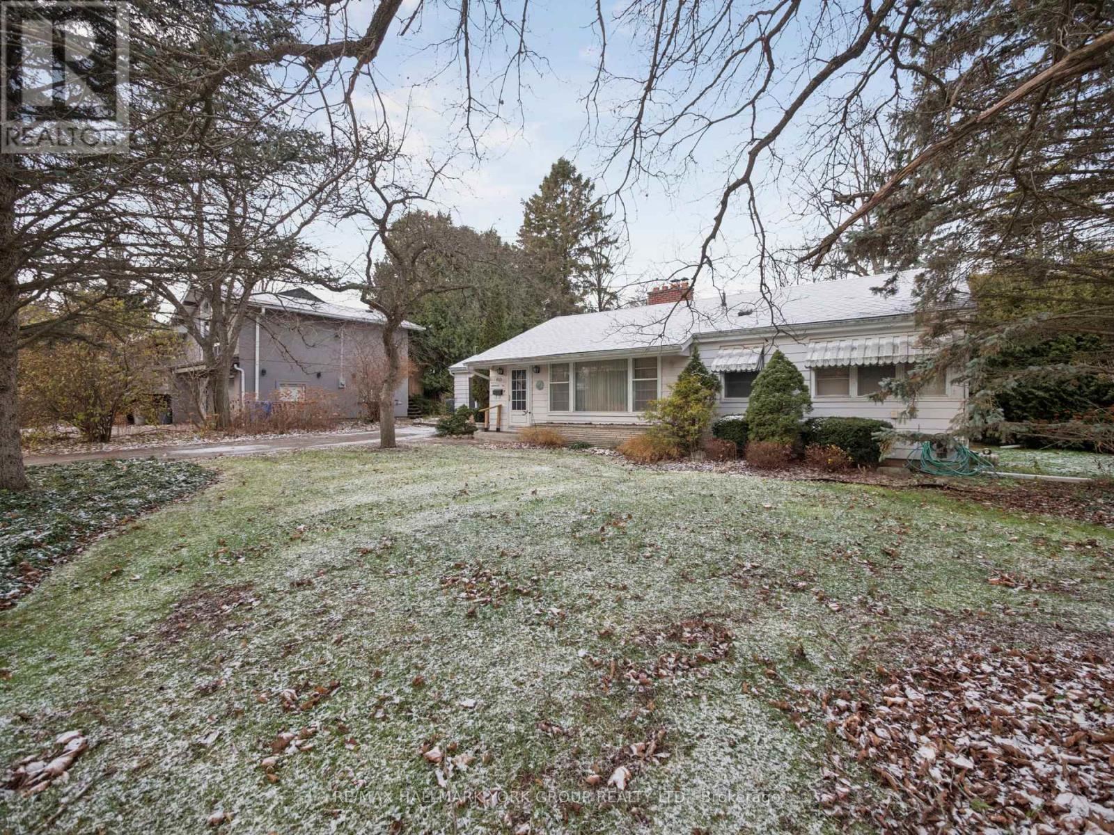 60 Charles Street, King, ON - Outdoor