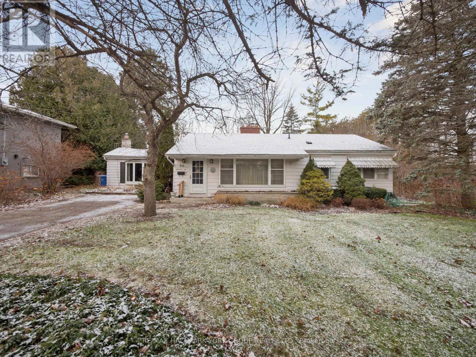 60 Charles Street, King, ON - Outdoor