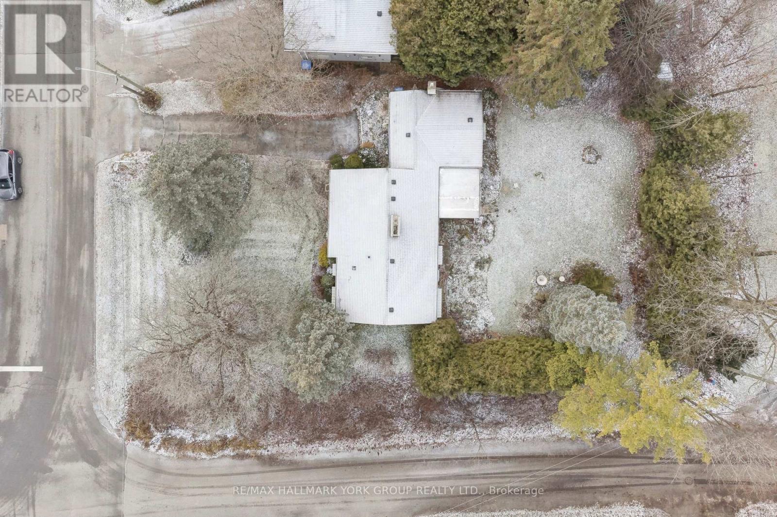 60 Charles Street, King, ON - Outdoor