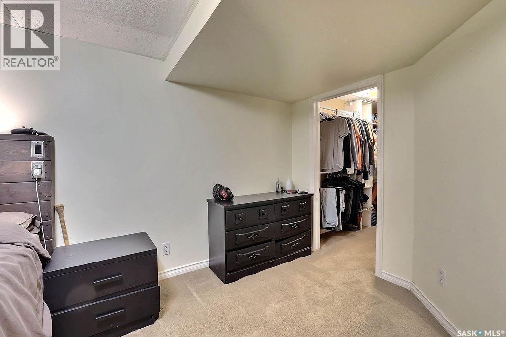 66 Sneath Crescent, Regina, SK - Indoor Photo Showing Bedroom