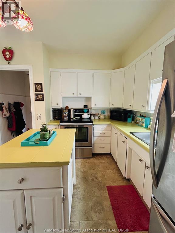 19 Lisgar, Ridgetown, ON - Indoor Photo Showing Kitchen