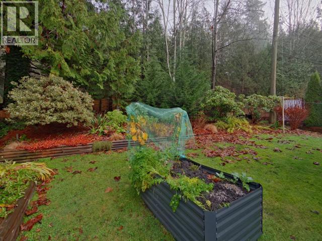 15-8425 Highway 101, Powell River, BC - Outdoor