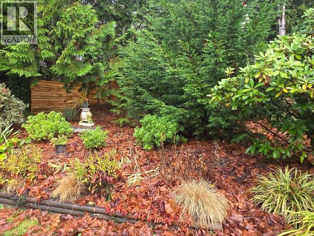 15-8425 Highway 101, Powell River, BC - Outdoor