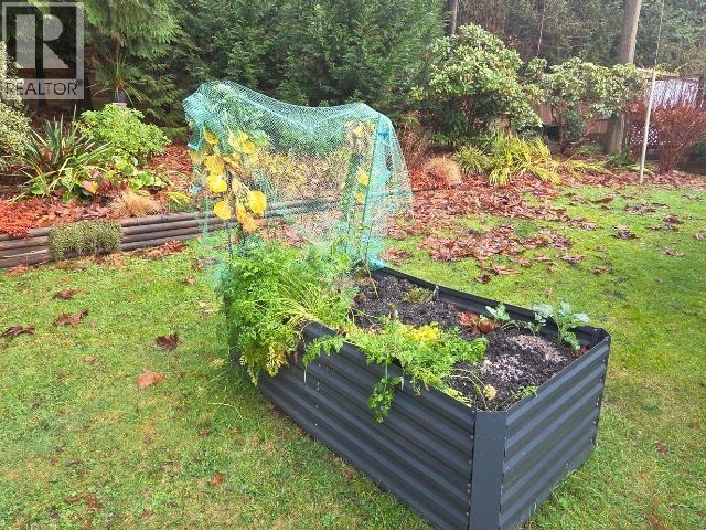 15-8425 Highway 101, Powell River, BC - Outdoor