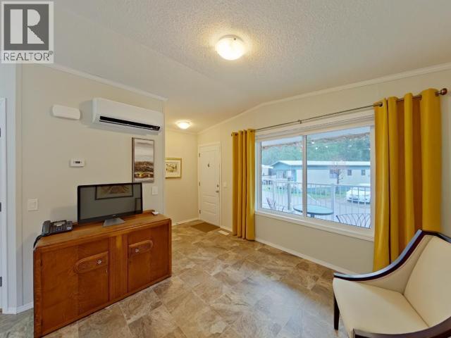 15-8425 Highway 101, Powell River, BC - Indoor Photo Showing Other Room