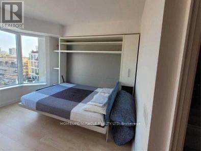 803 - 155 Yorkville Avenue, Toronto, ON - Indoor Photo Showing Bedroom