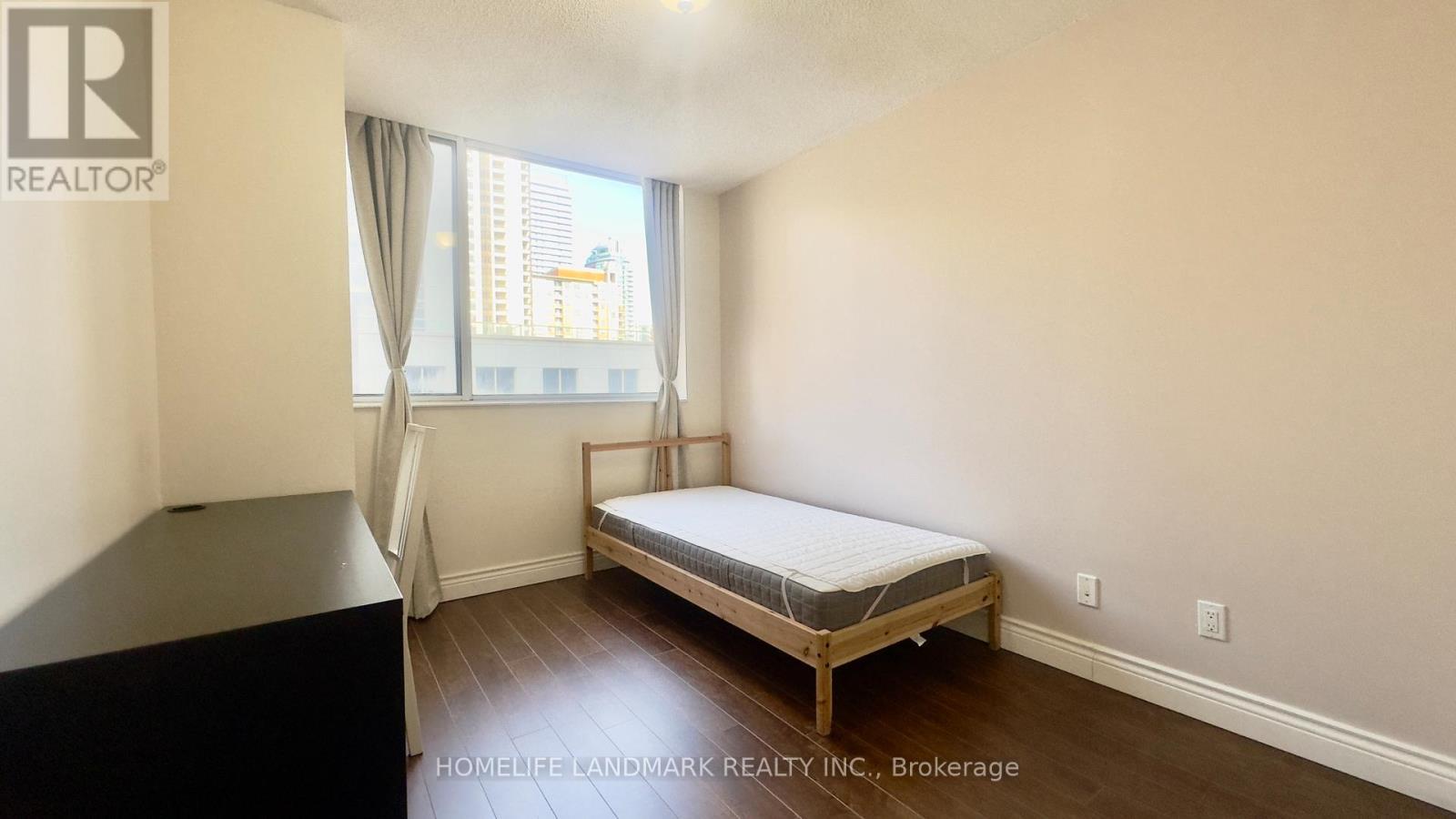 308 - 5 Northtown Way, Toronto, ON - Indoor Photo Showing Bedroom