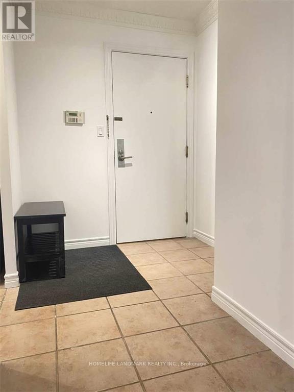 511 - 88 Grandview Way, Toronto, ON - Indoor Photo Showing Other Room