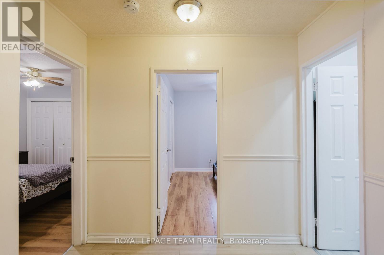 408A - 2044 Arrowsmith Drive, Ottawa, ON - Indoor Photo Showing Other Room