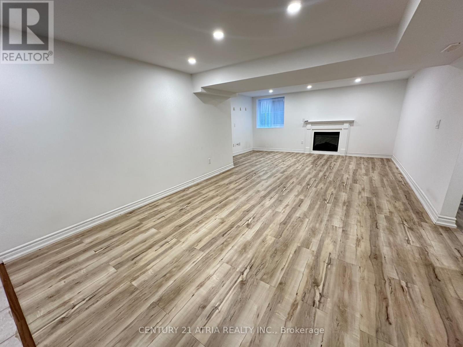 (Basement) - 12 Pearl Gate Court, Richmond Hill, ON - Indoor