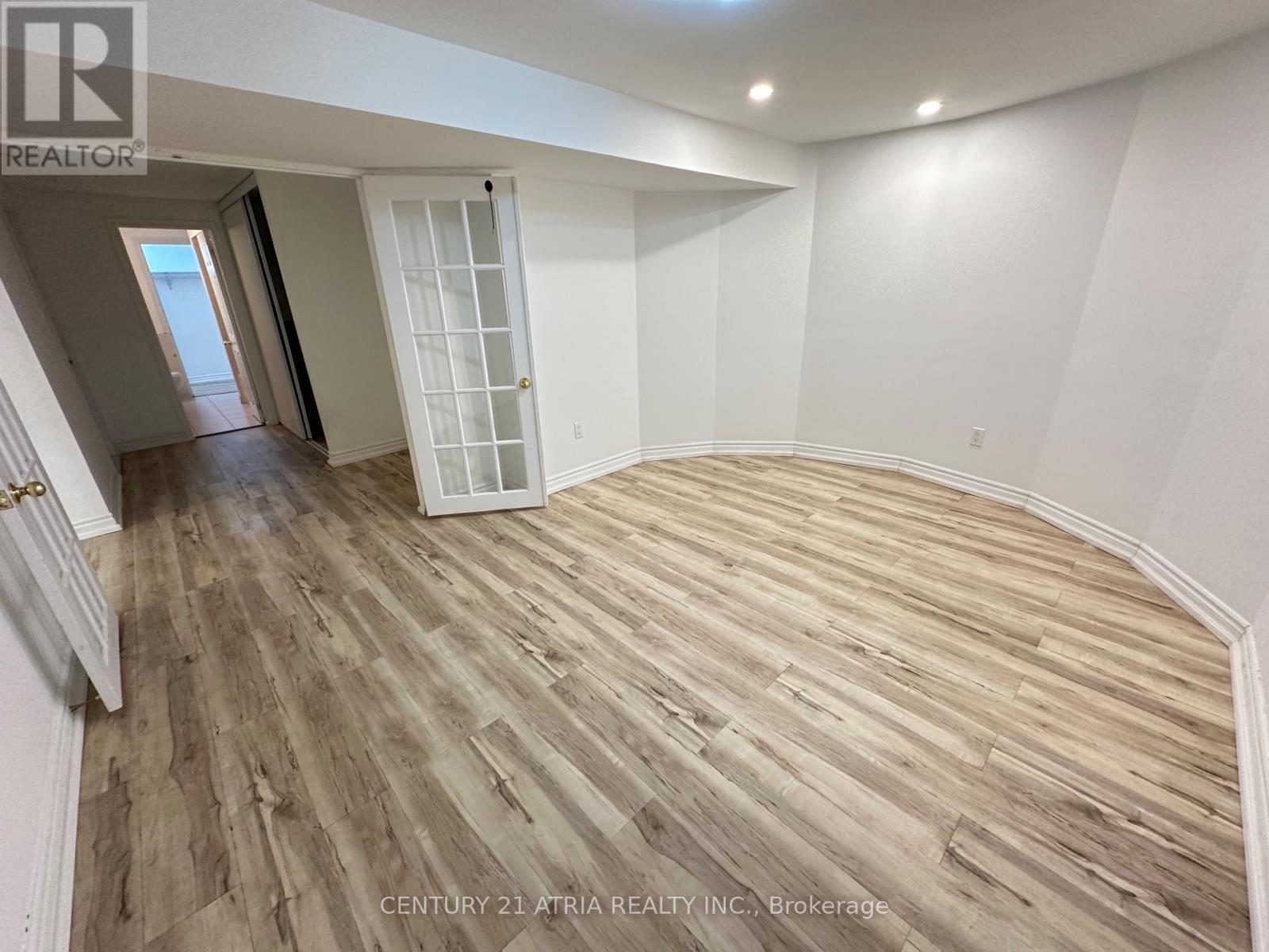 2nd bedroom - (Basement) - 12 Pearl Gate Court, Richmond Hill, ON - Indoor Photo Showing Other Room