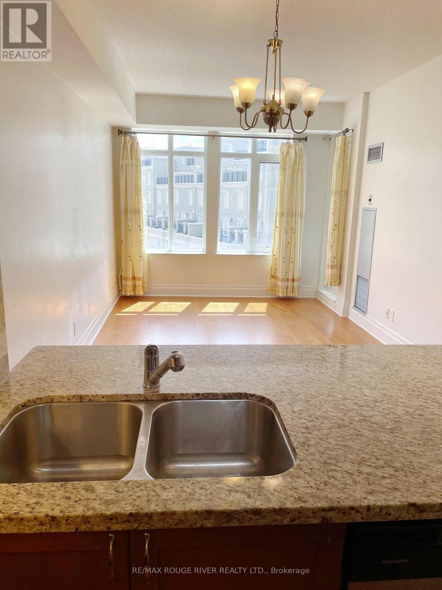 319 - 111 Upper Duke Crescent, Markham, ON - Indoor Photo Showing Kitchen With Double Sink