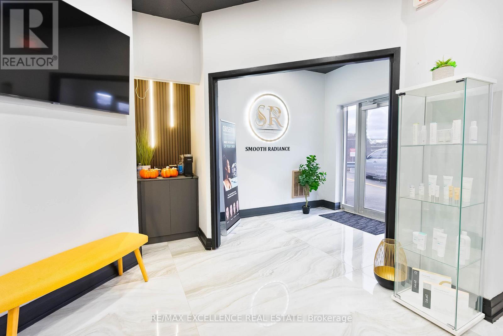 102 - 151 Randall Street, Oakville, ON