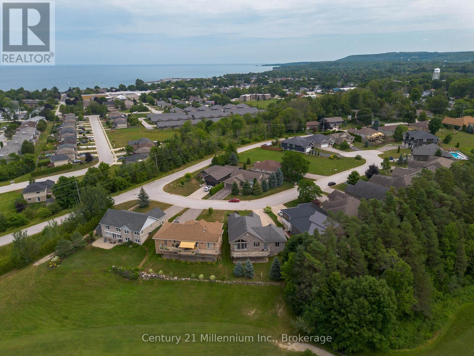 6 Glen Abbey Court, Meaford, ON - Outdoor With View