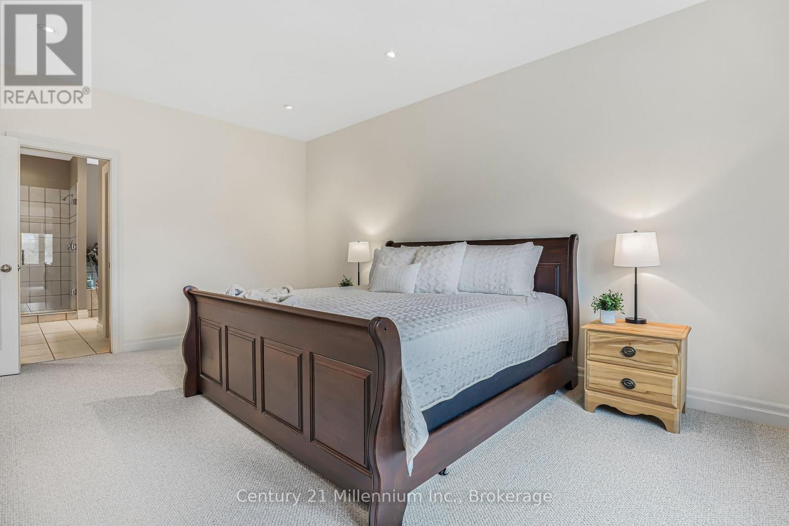6 Glen Abbey Court, Meaford, ON - Indoor Photo Showing Bedroom