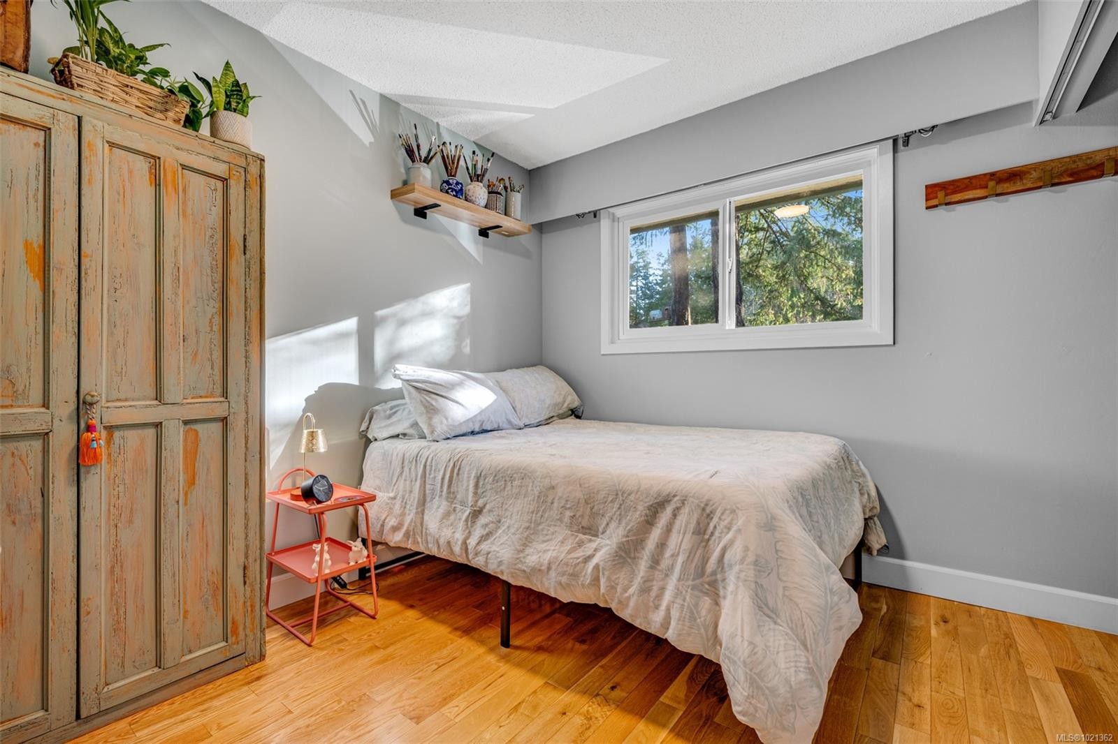 9440 Glenelg Ave, North Saanich, BC