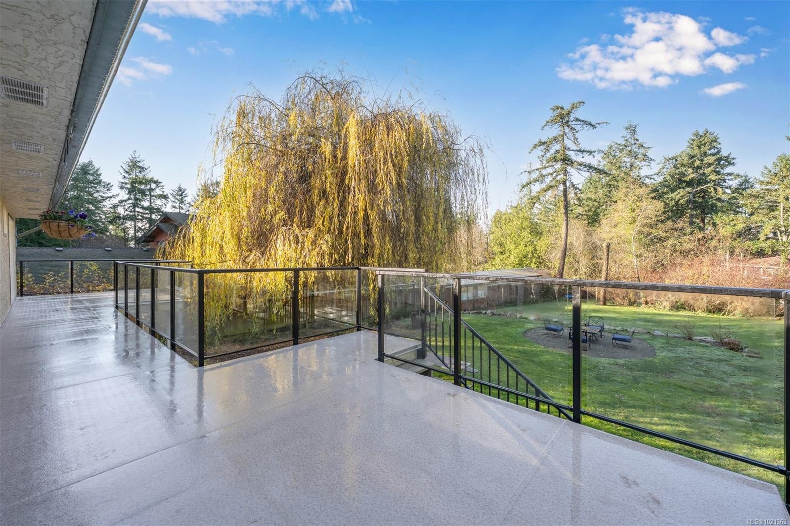 9440 Glenelg Ave, North Saanich, BC