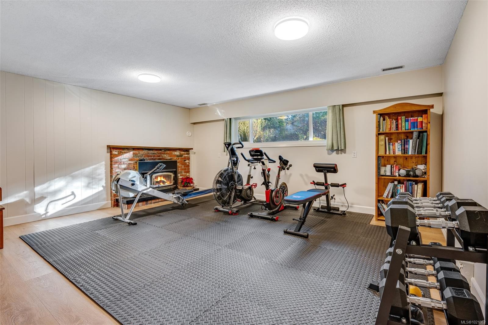 9440 Glenelg Ave, North Saanich, BC