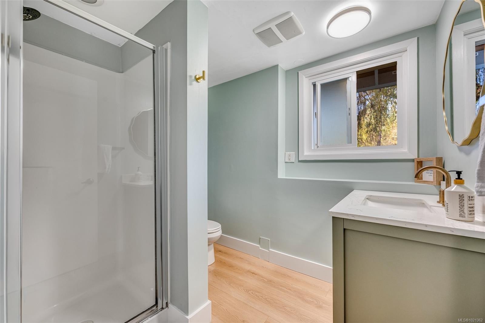 9440 Glenelg Ave, North Saanich, BC