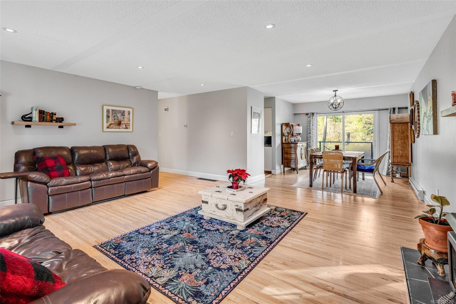 9440 Glenelg Ave, North Saanich, BC