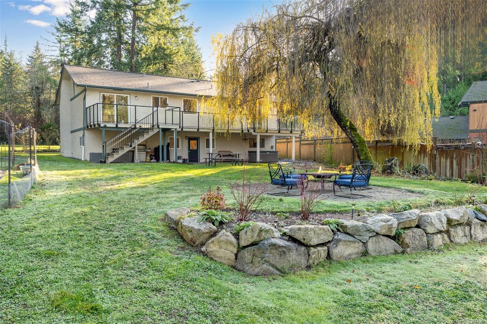 9440 Glenelg Ave, North Saanich, BC