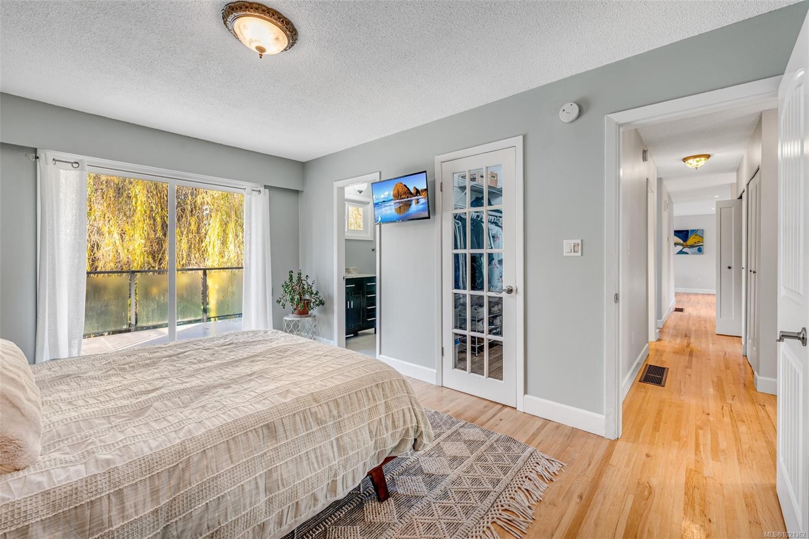 9440 Glenelg Ave, North Saanich, BC