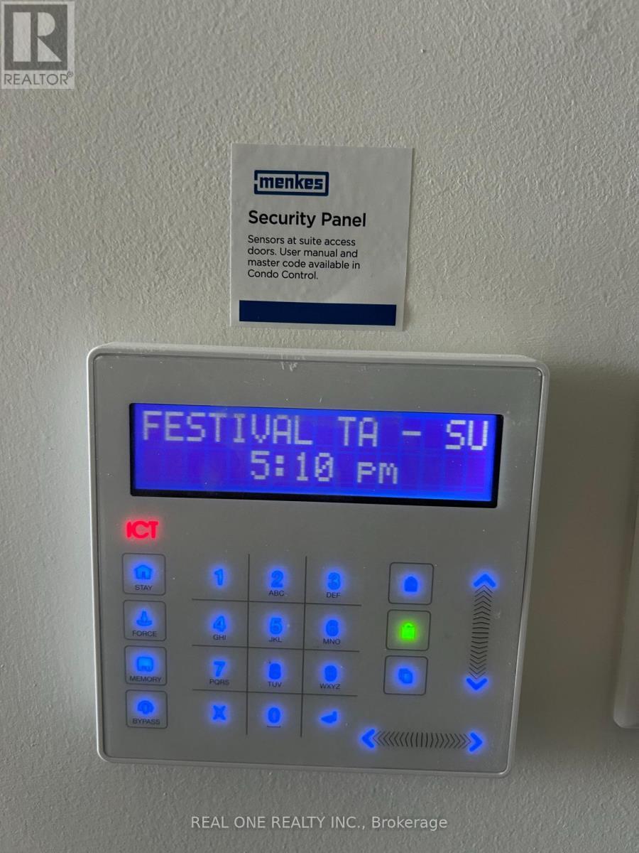 3105 - 225 Commerce Street, Vaughan, ON - Indoor