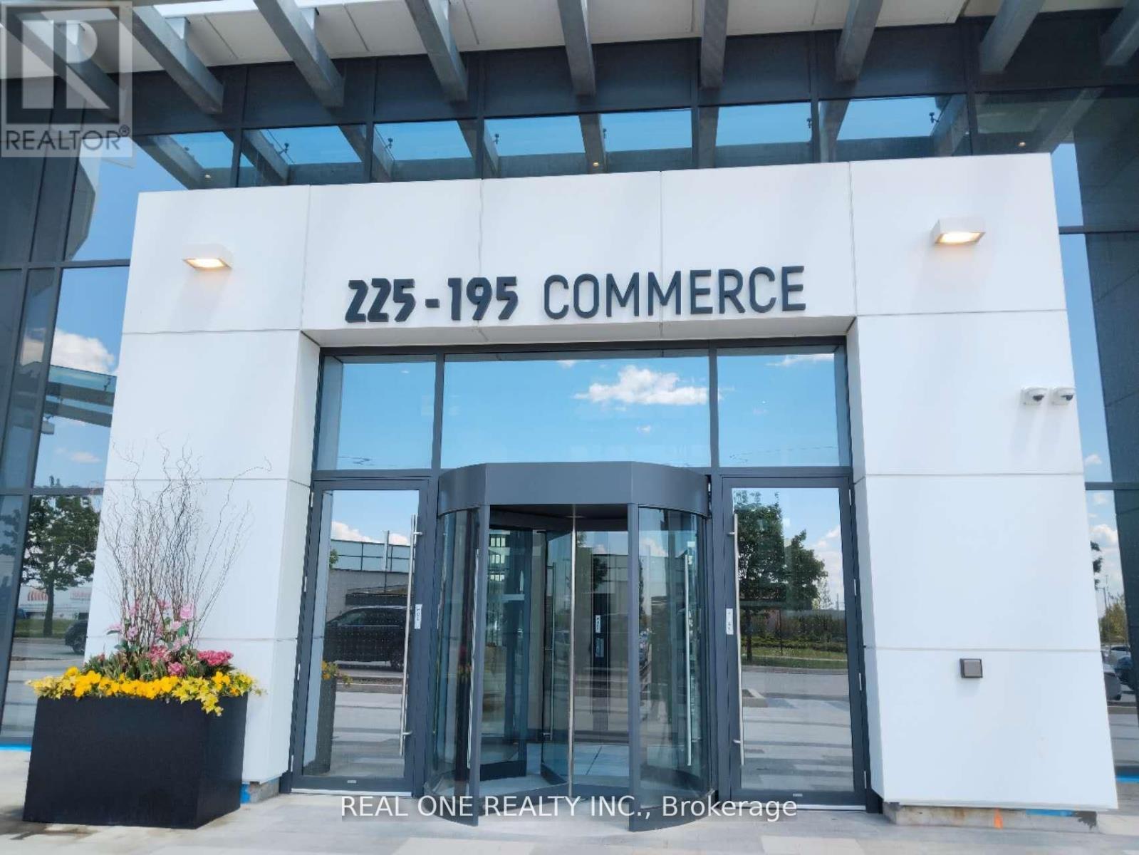 3105 - 225 Commerce Street, Vaughan, ON - Outdoor
