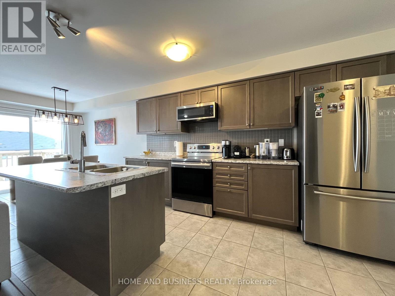 25 Allcroft Court, Hamilton, ON - Indoor Photo Showing Kitchen With Stainless Steel Kitchen With Double Sink