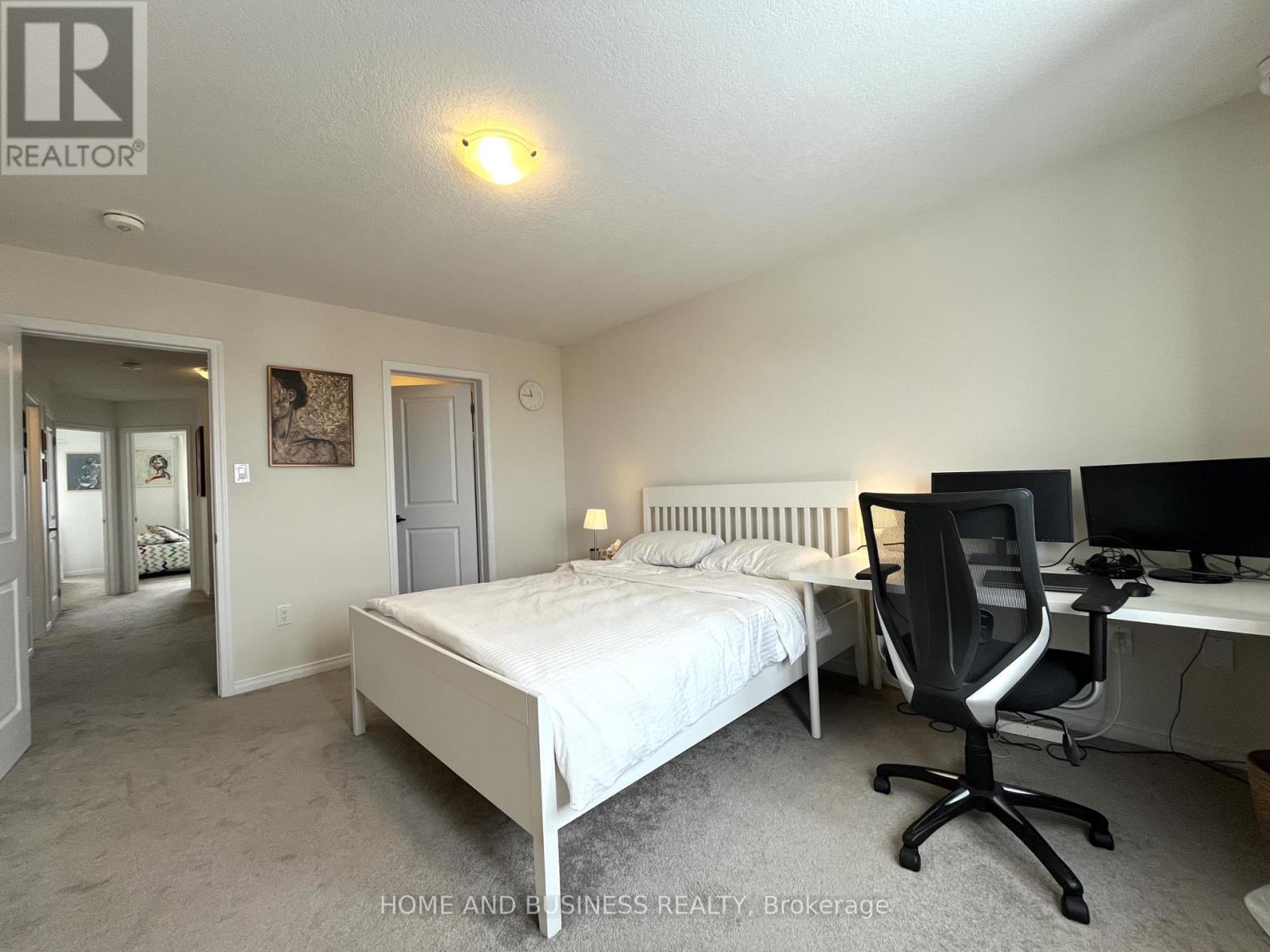 25 Allcroft Court, Hamilton, ON - Indoor Photo Showing Bedroom