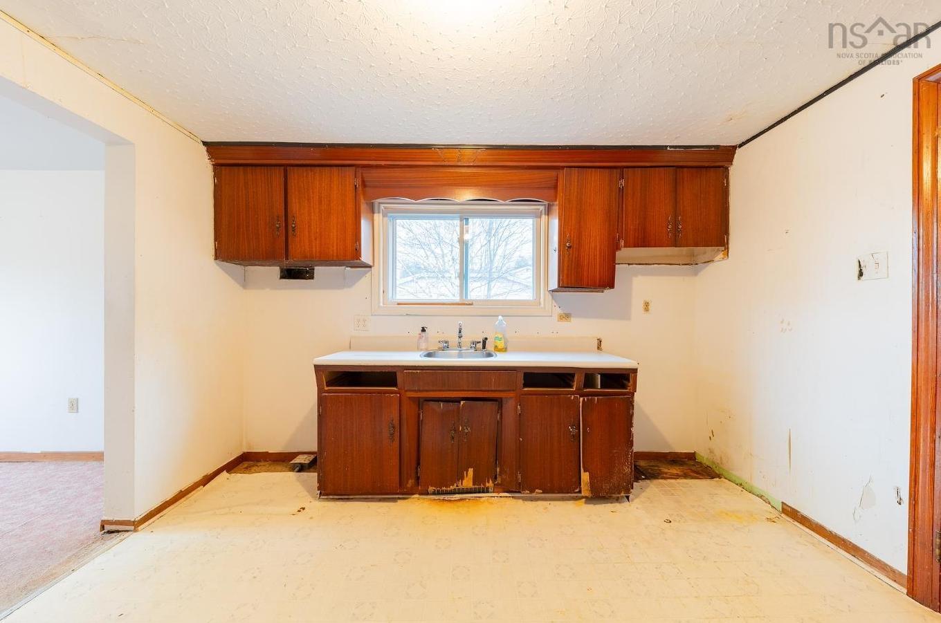 710 St Margarets Bay Road, Halifax, NS