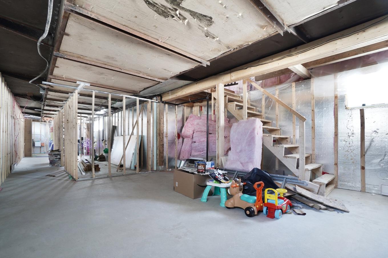 Sous-sol - 6 Ch. Du Rivage, Saint-Antoine-Sur-Richelieu, QC - Indoor Photo Showing Basement