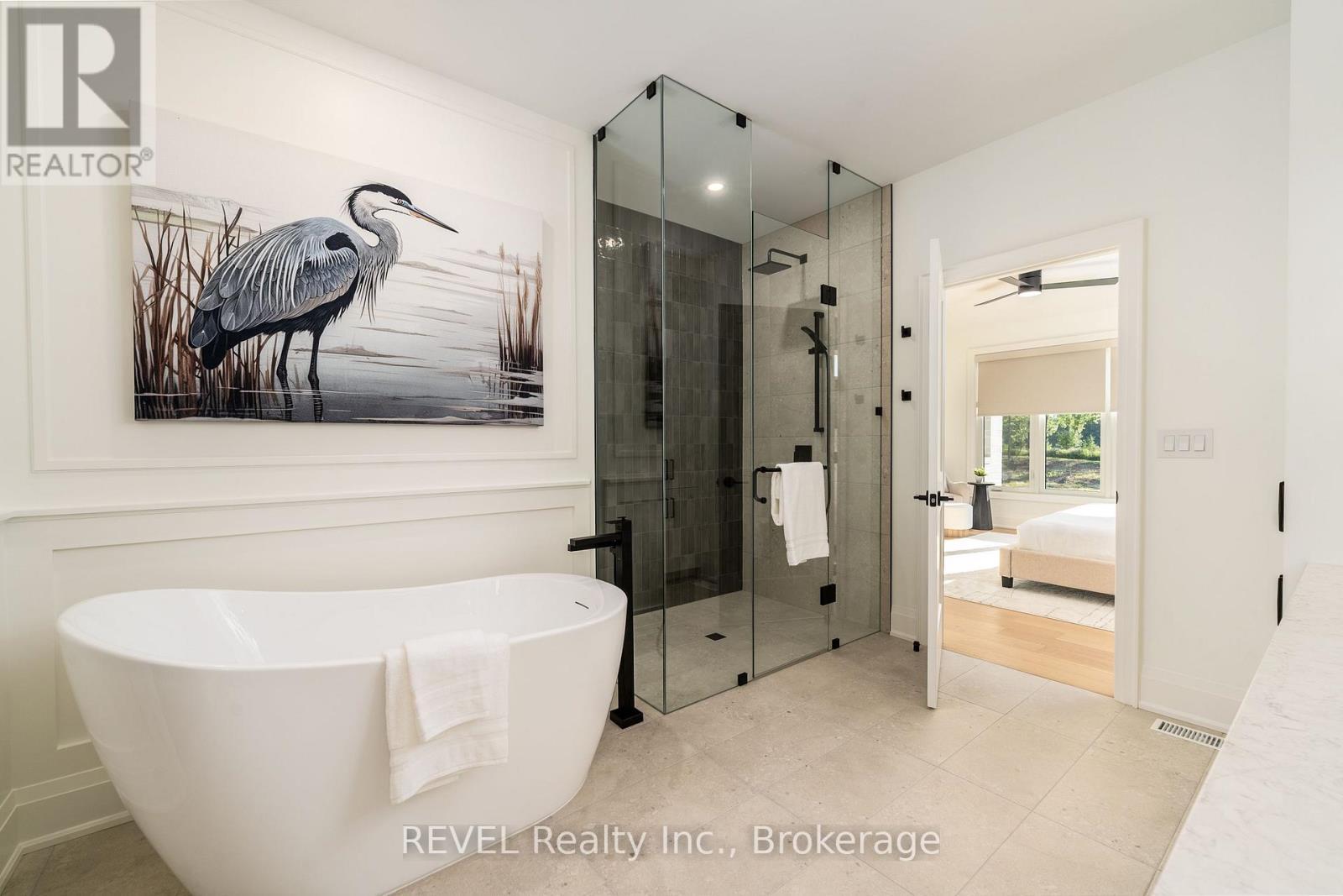 1 Anchor Road, Thorold (Port Robinson), ON - Indoor Photo Showing Bathroom