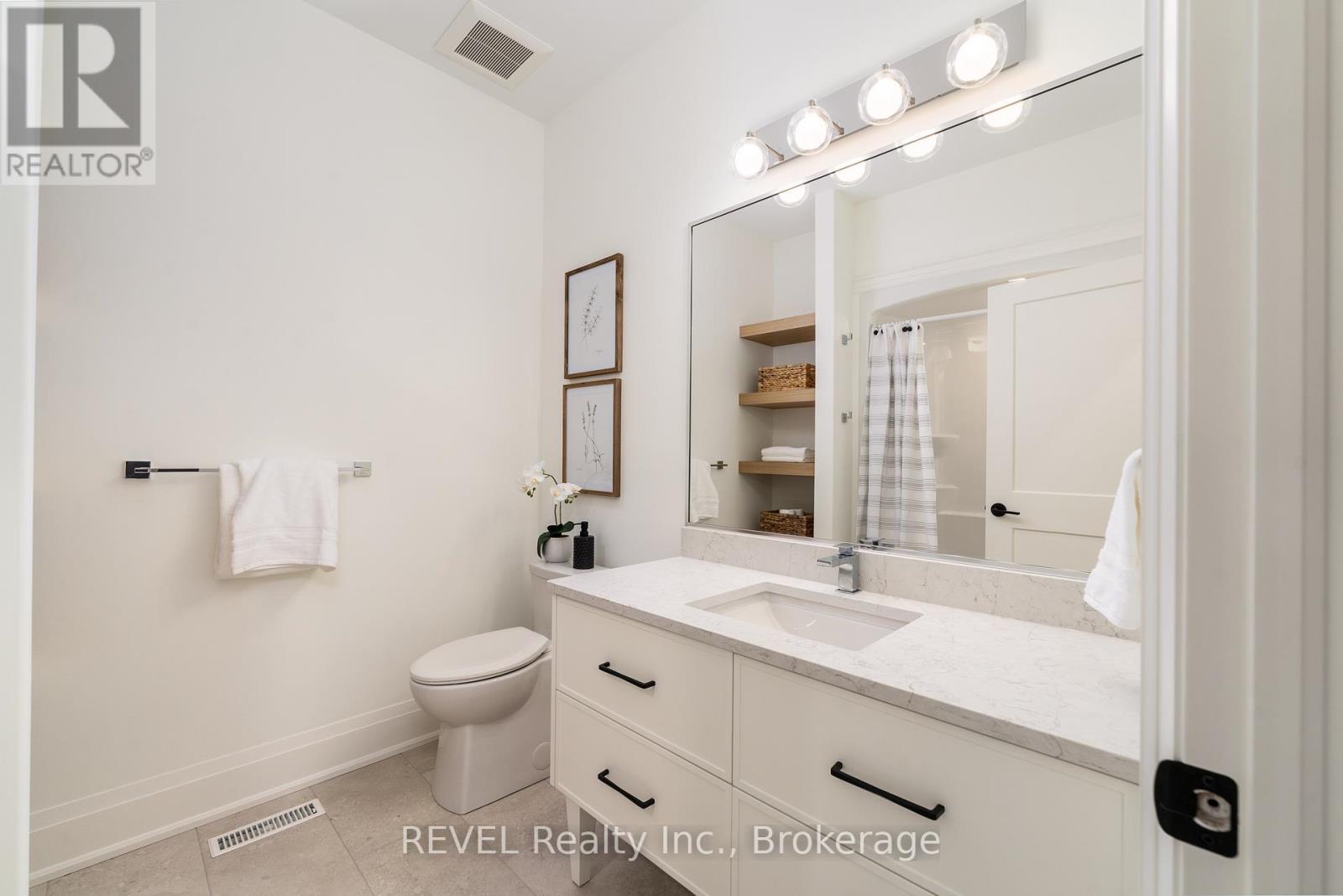 1 Anchor Road, Thorold (Port Robinson), ON - Indoor Photo Showing Bathroom